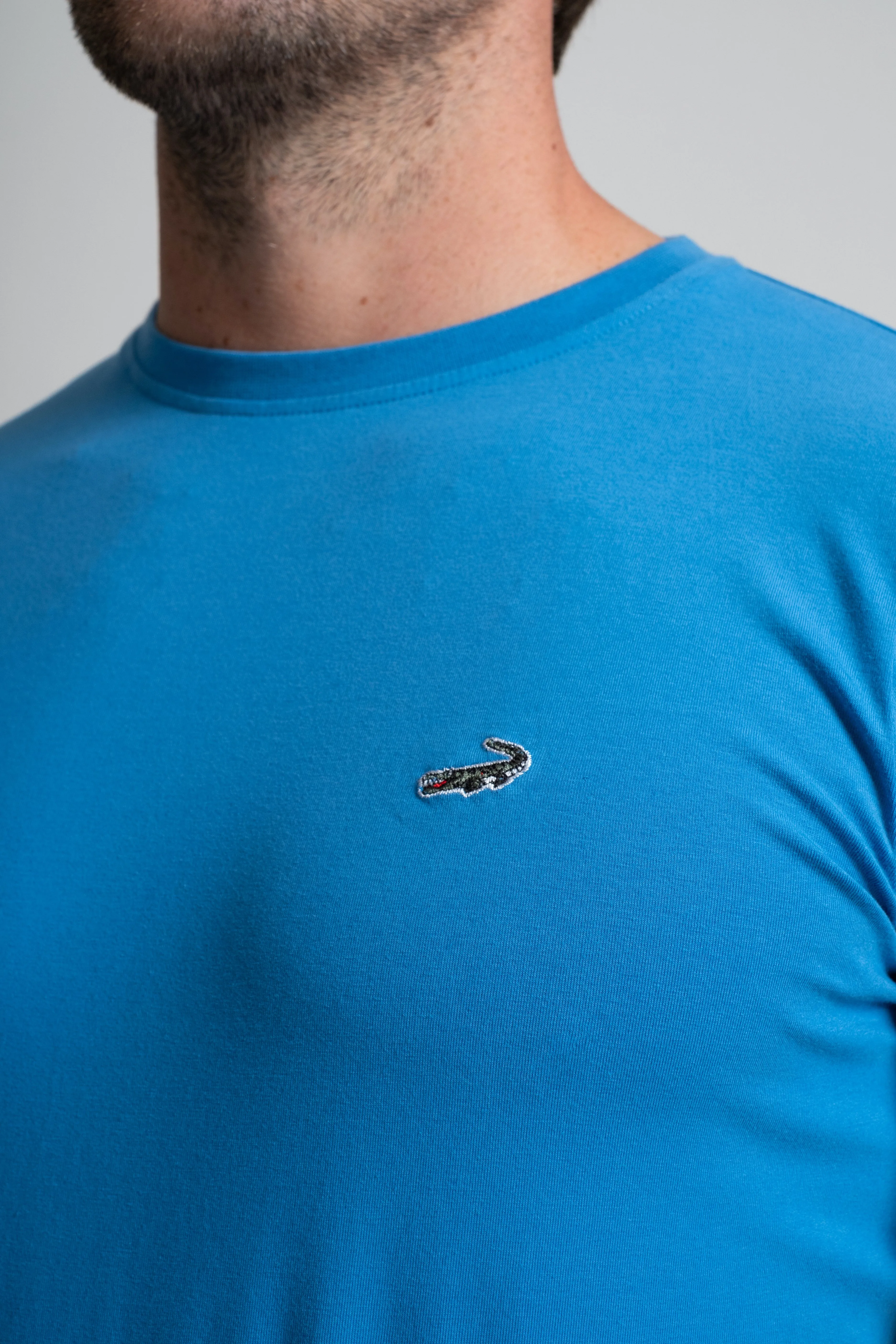 Action Fit Short sleeves-CasualCrew Neck - Blue Mediterranian