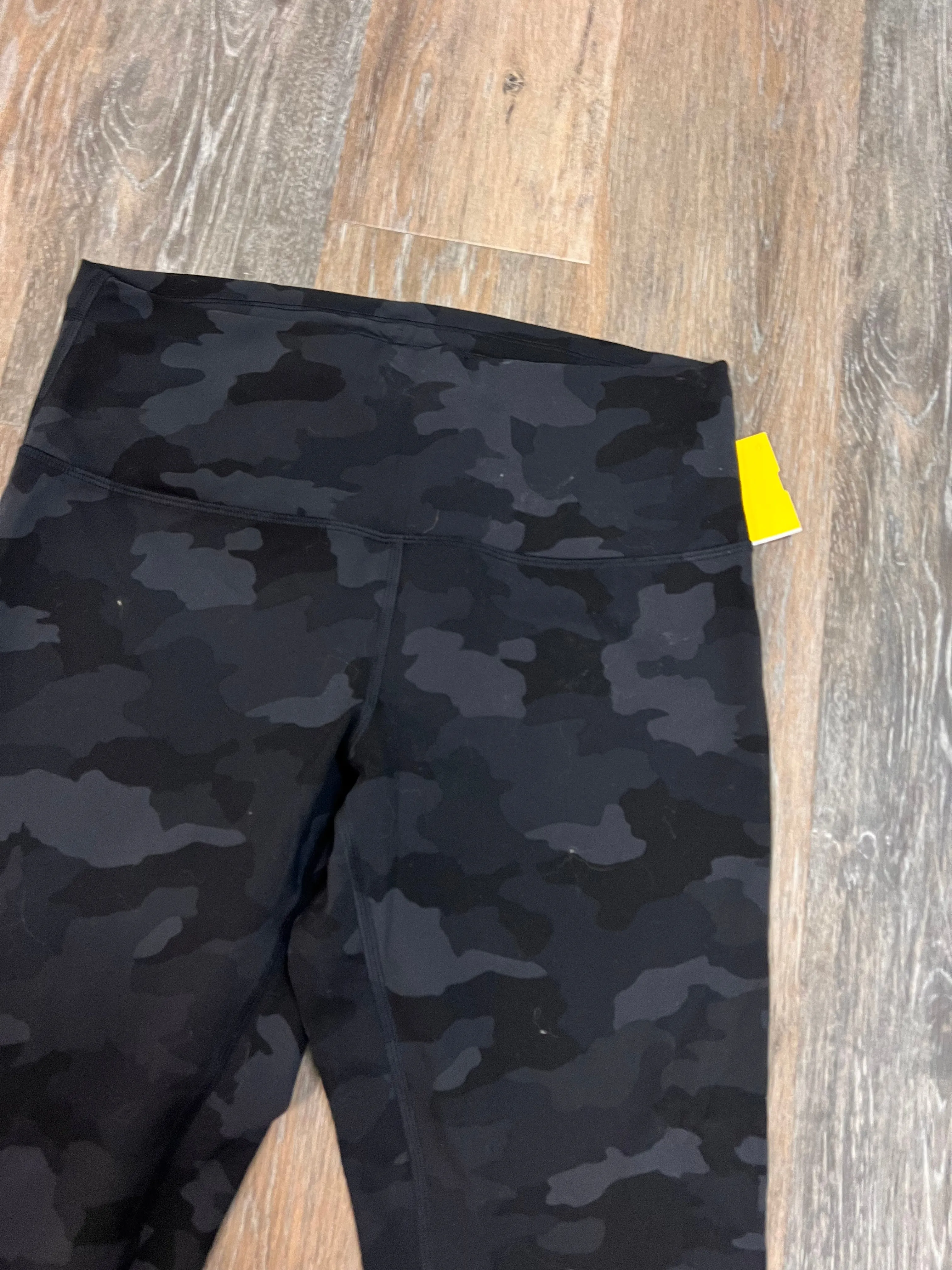 Athletic Crop Leggings By Lululemon In Camouflage Print, Size: 12