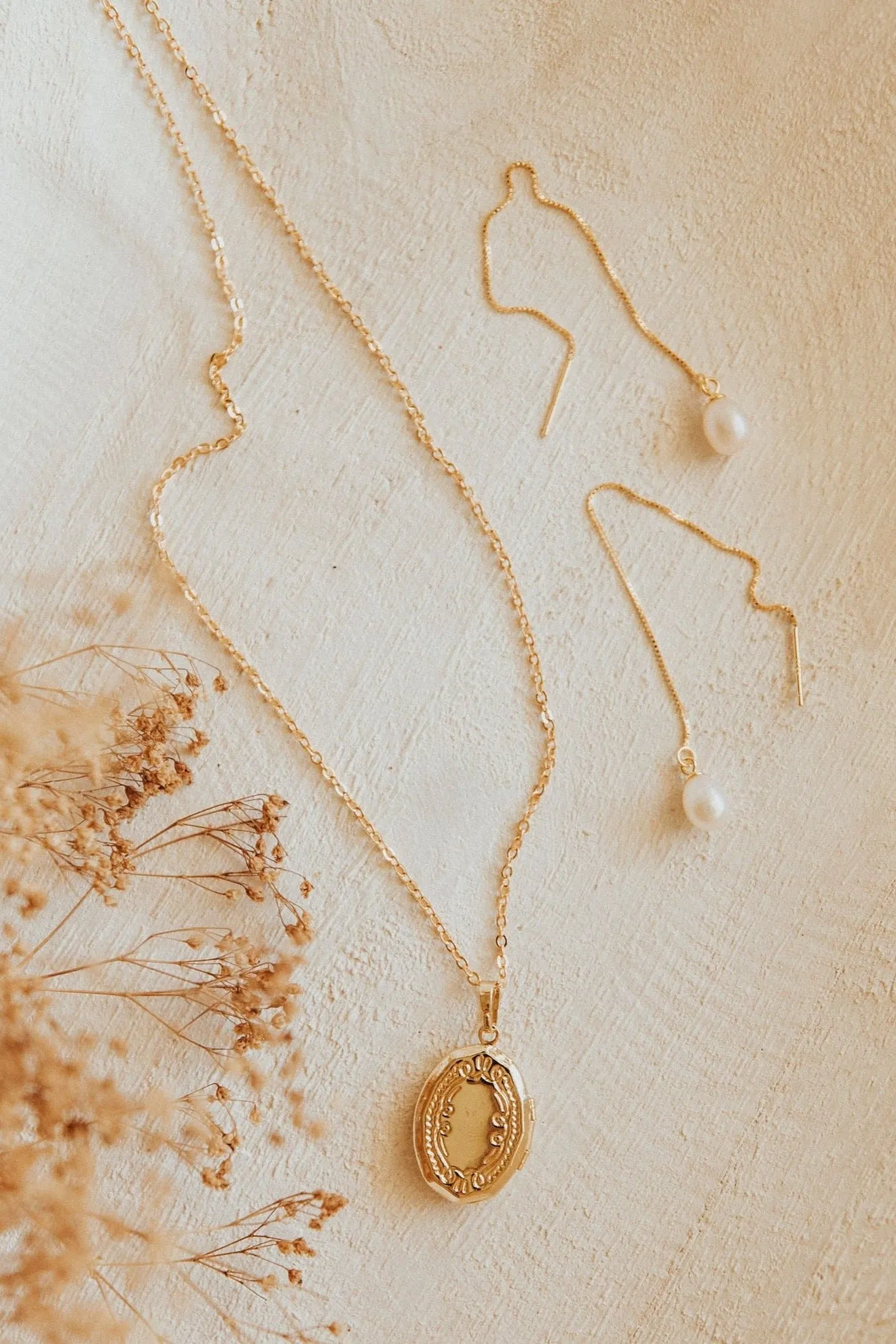 Crystal Cove Pearl Threaders