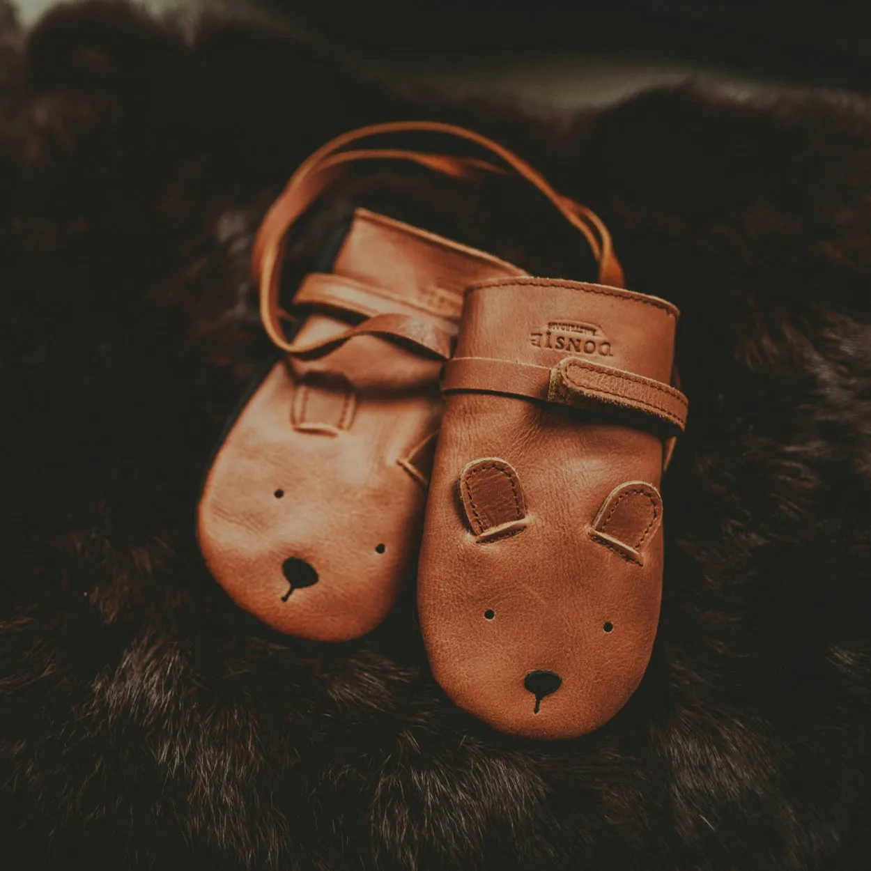 Kapi Classic Mittens | Bear | Cognac Classic Leather