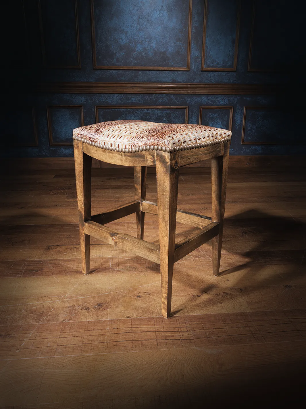 Nero Crocodile Leather Saddle Stool