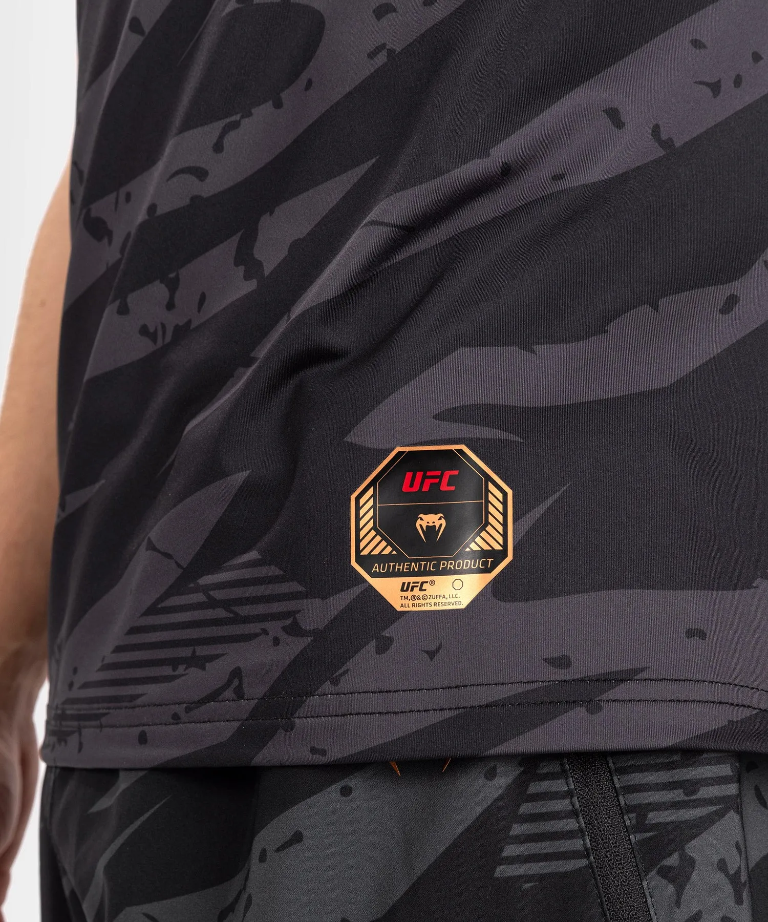 UFC Adrenaline by Venum Men's Fight Week Dry-Tech T-shirt - Urban Camo