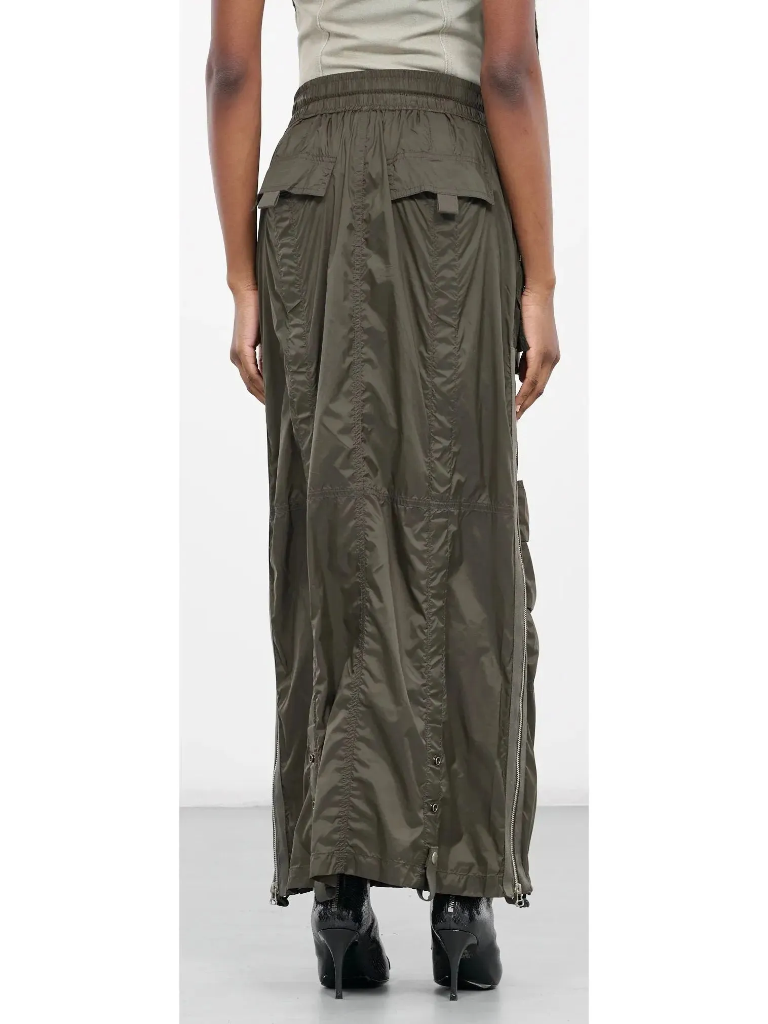 Women’s Cargo Maxi Zip Skirt in Dark Green