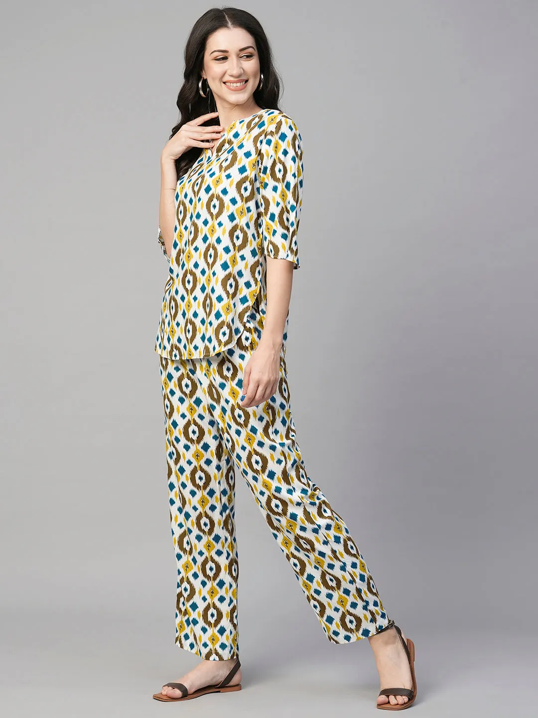 Women's Yellow Viscose Regular Fit Pyjama Suit